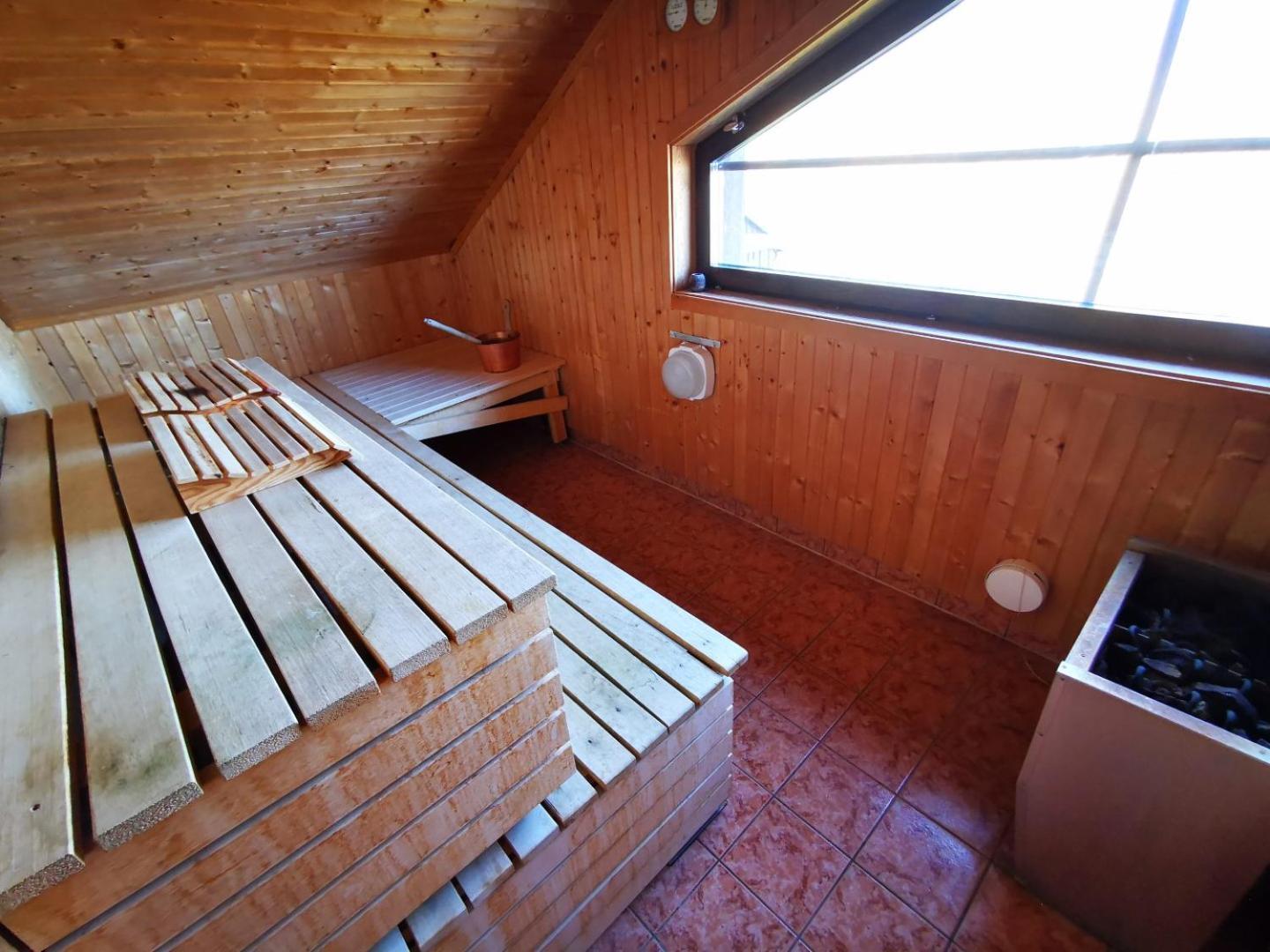 Abisko Guesthouse & Activities Exterior photo