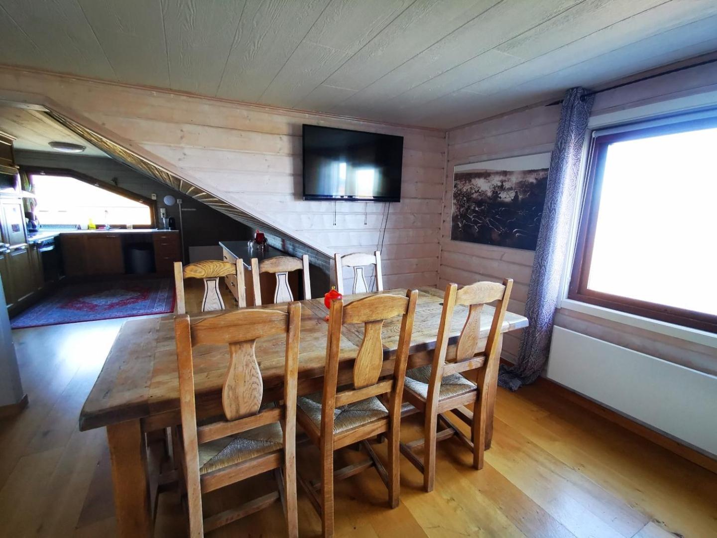 Abisko Guesthouse & Activities Exterior photo