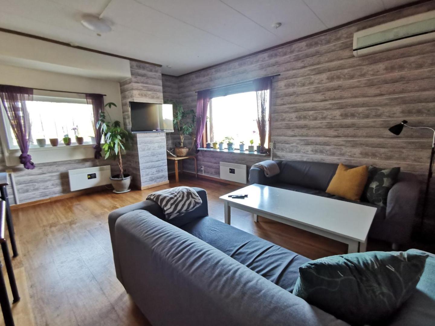 Abisko Guesthouse & Activities Exterior photo